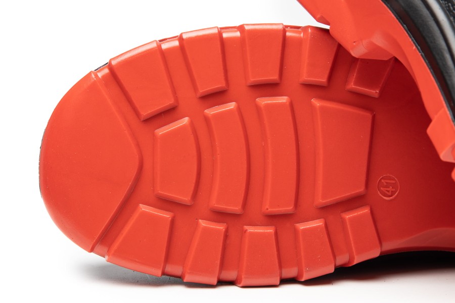 Trzewik czerwony S1 SRC